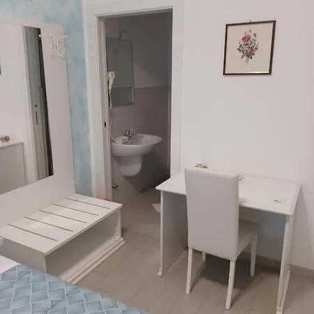 哥斯达酒店 巴里