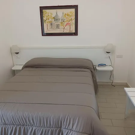 哥斯达酒店 巴里